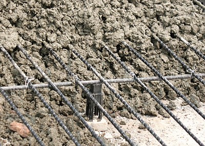 Basalt Rebar with Concrete Pouring Around it